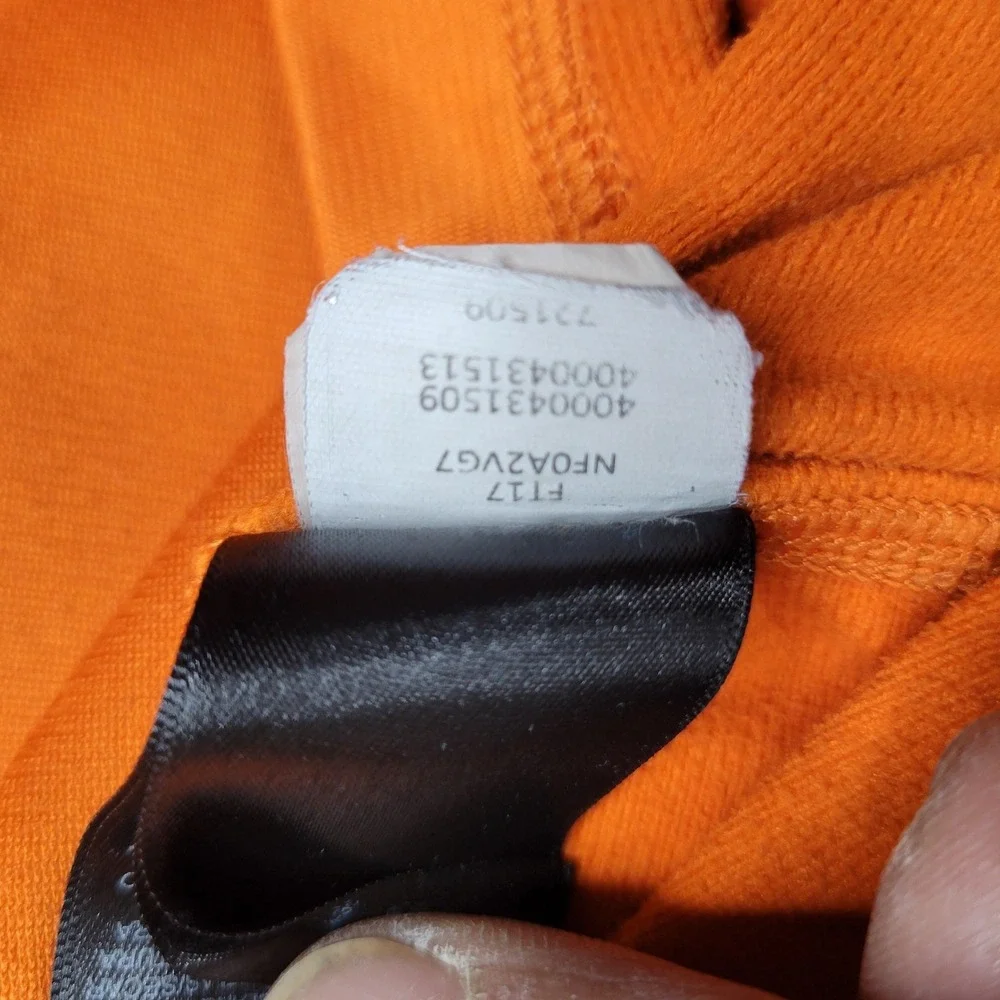 The North Face Pullover Mens Small Orange 1/4 Zip Long Sleeve Top‎ NF0A2V6J